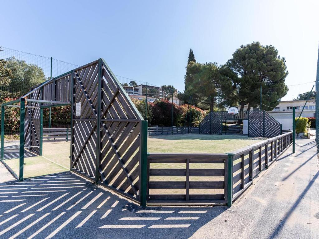 Joli T2 Proche Plage Dans Residence La Londe-les-Maures Exterior foto